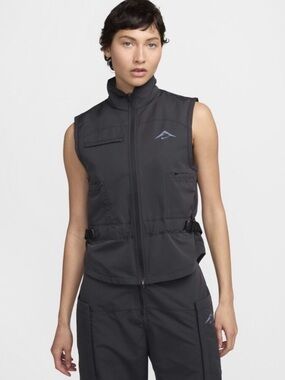 Nike Repel Trail Running Hiking and Outdoor Black Vest